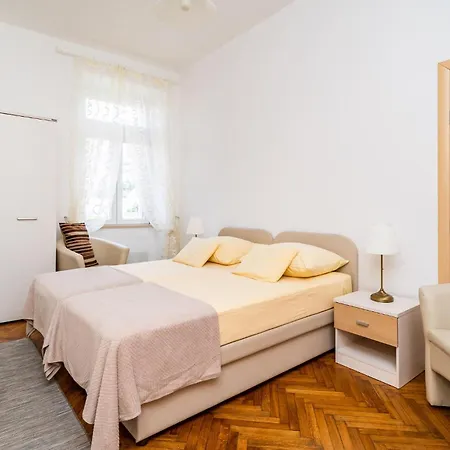 2 Bedroom Lovely In * Dubrovnik