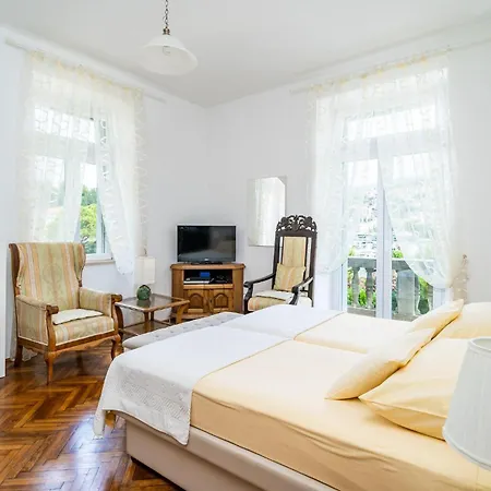 Apartment 2 Bedroom In Dubrovnik